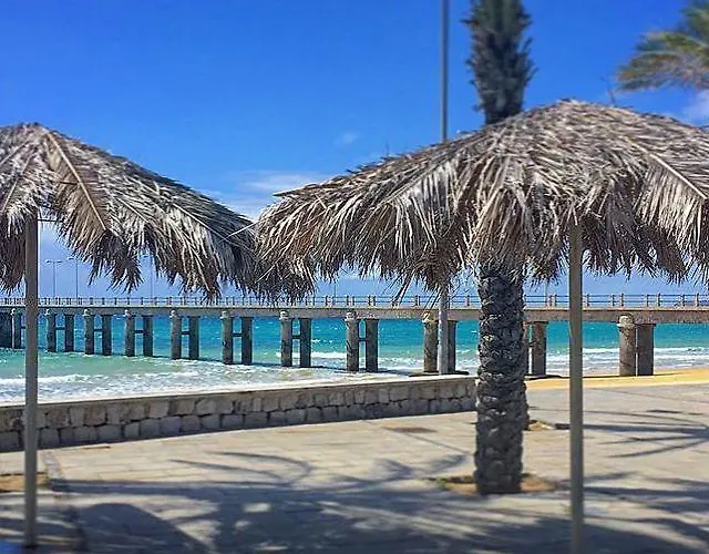 16 Homestay Porto Santo