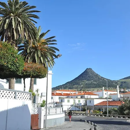 16 * Porto Santo