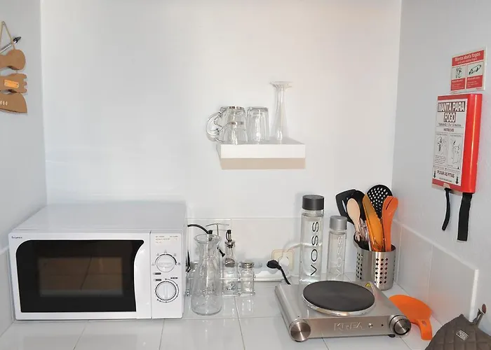 Alloggio in famiglia 16 *